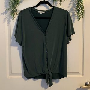 Green tie shirt. Green Envelope. Large.